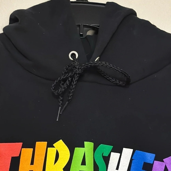 THRASHER Magazine Mag Black Drawstring Rainbow Hoodie Long Sleeve Sweatshirt MED - Picture 5 of 9